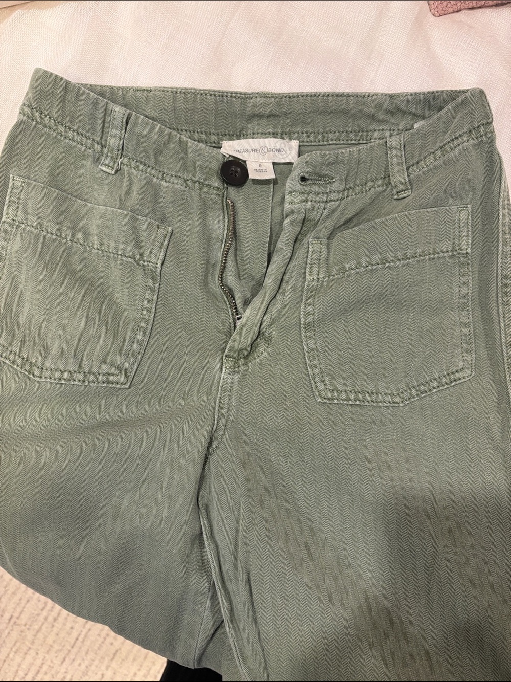 Treasure & Bond Women’s Olive 100% Cotton pant